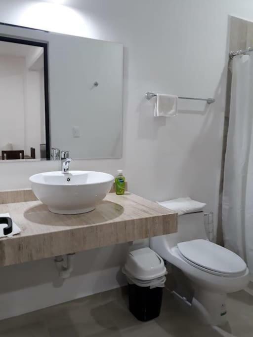 Estudio En Cancun Centro Экстерьер фото